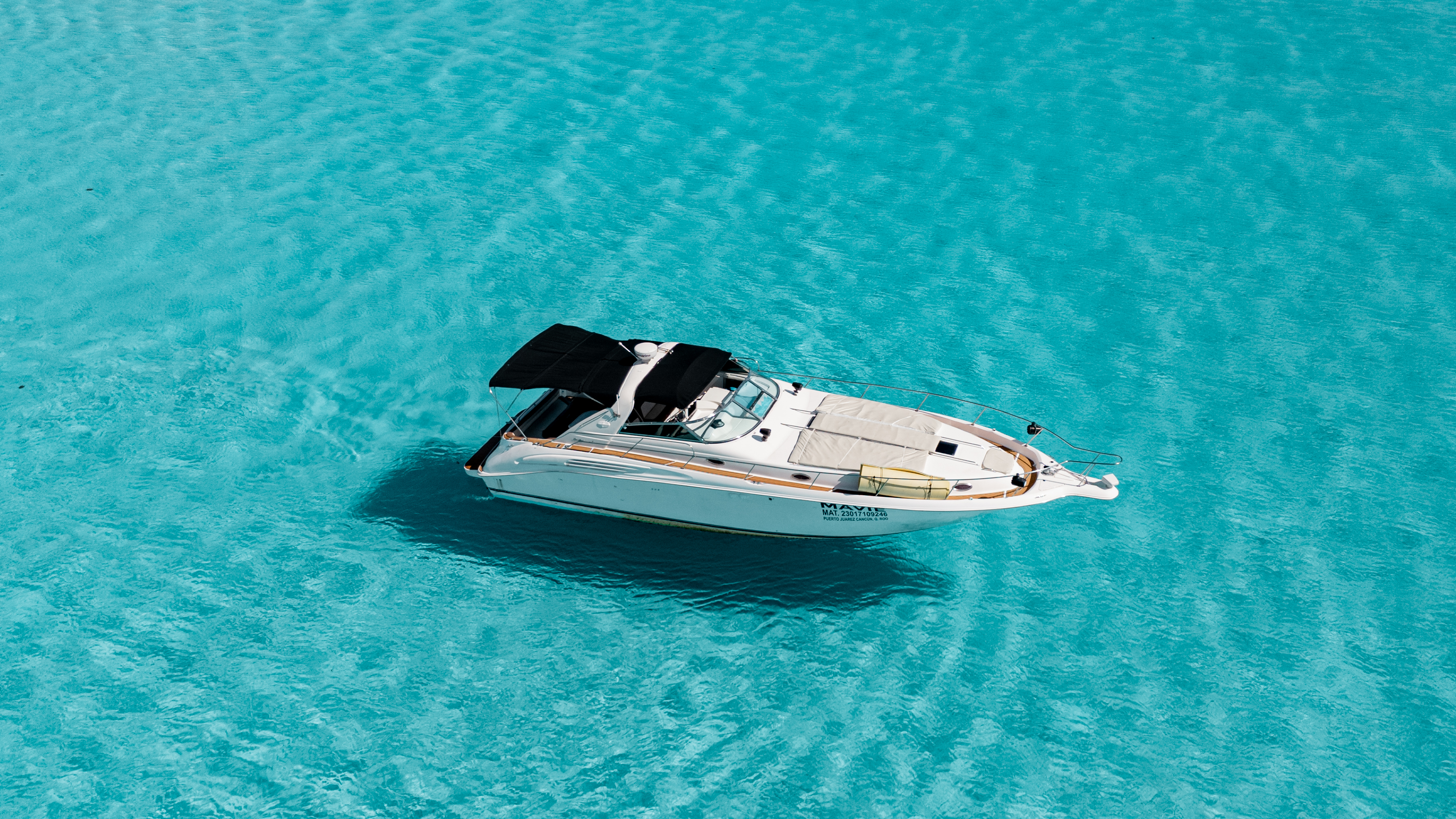 Renta del yate Sea Ray "MAVIE" en Cancún