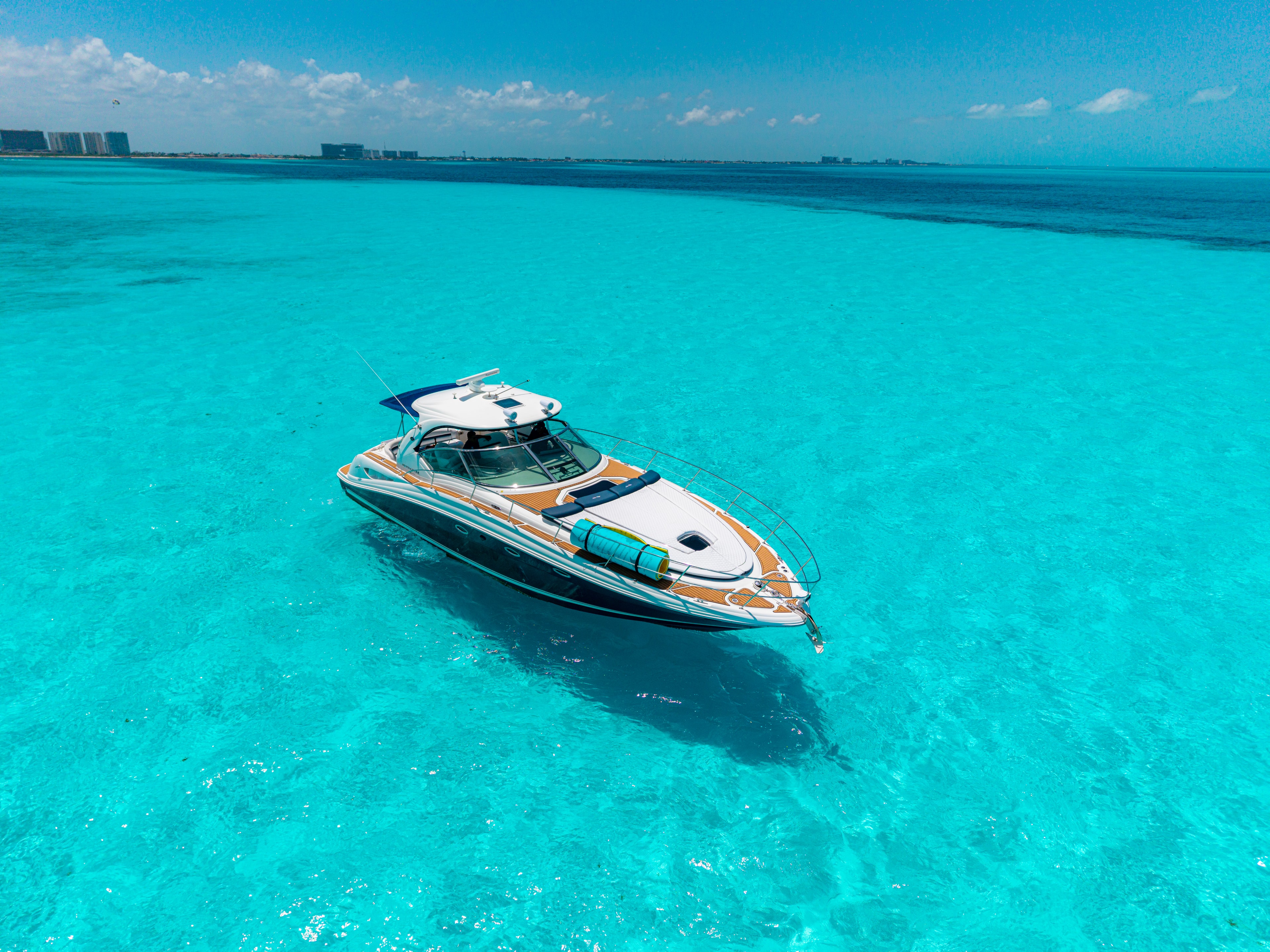 Calypso — fotografía 1 de 13, renta de yate en Cancún
