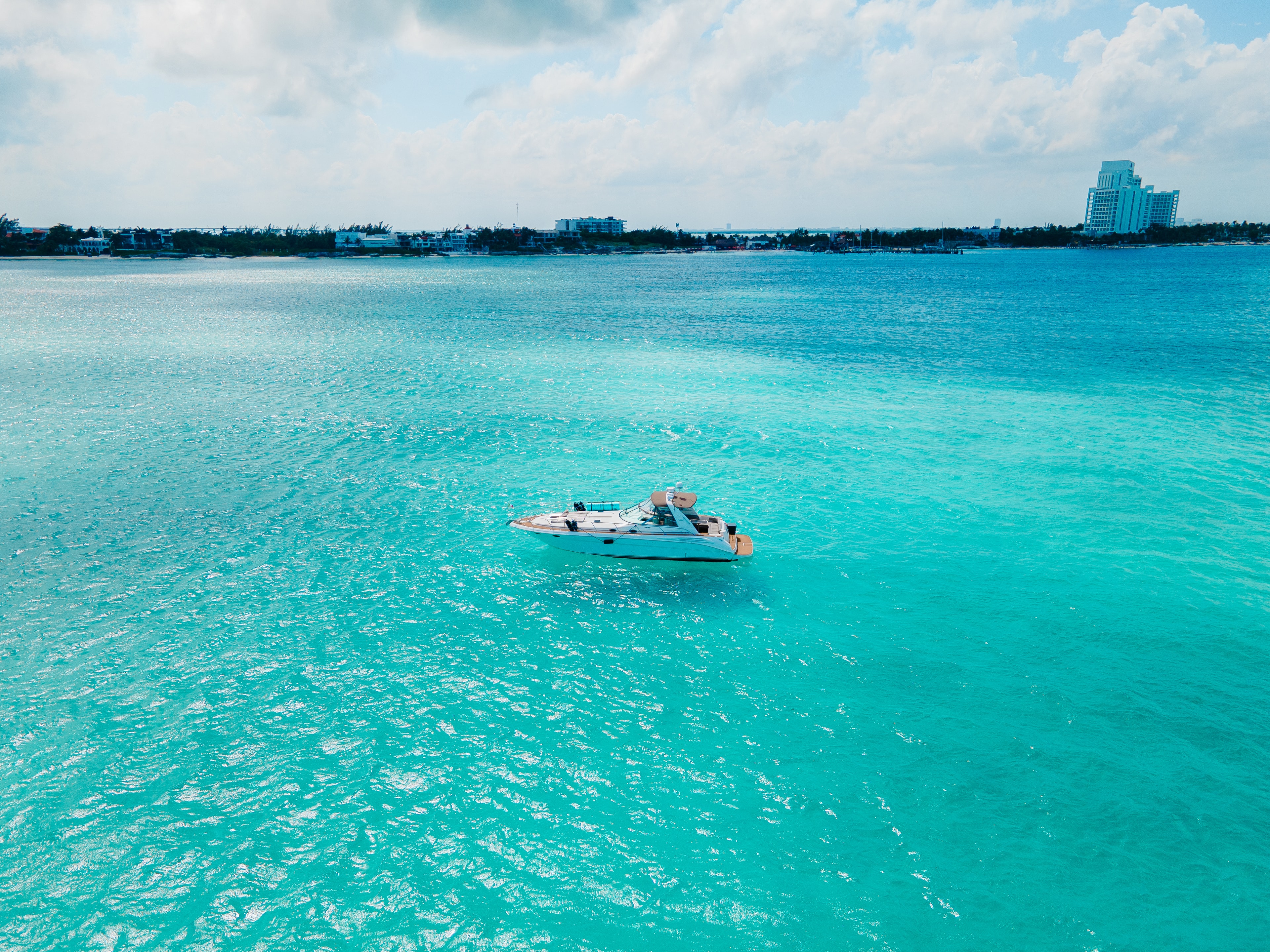 Dolce Far Niente — fotografía 1 de 11, renta de yate en Cancún
