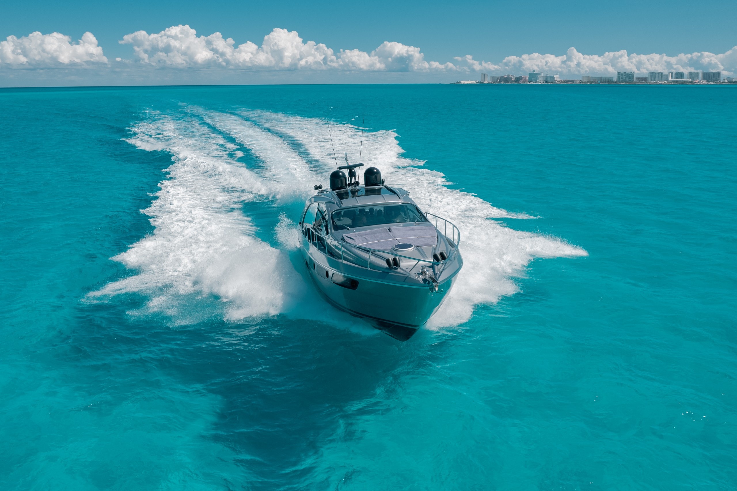 Pershing 5x Principe — fotografía 1 de 9, renta de yate en Cancún